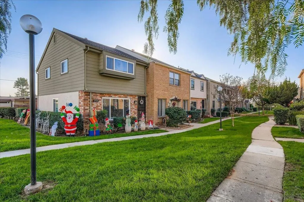 1158 Denver Lane C, El Cajon, California 92021 home-pic-1