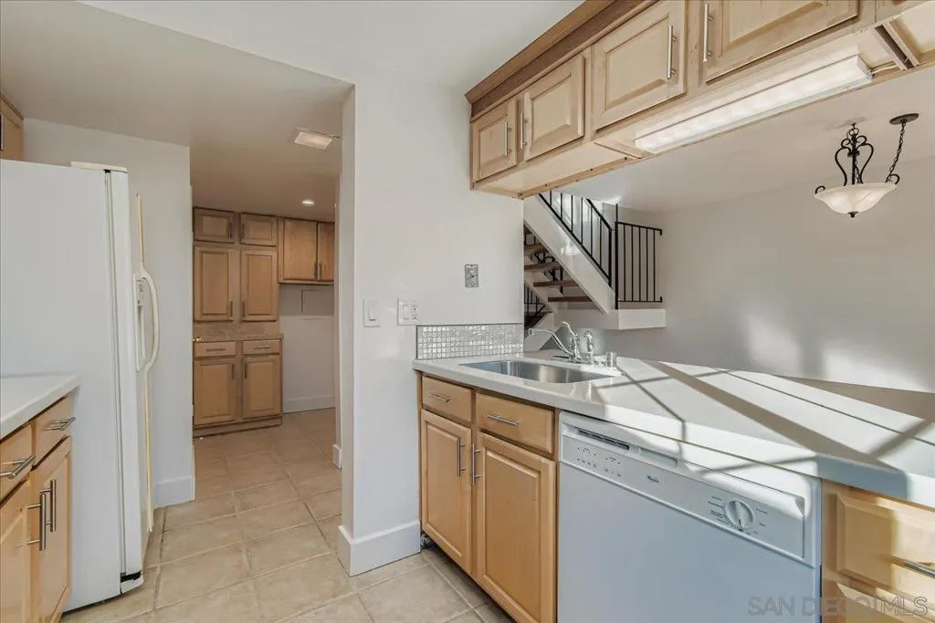 1158 Denver Lane C, El Cajon, California 92021 home-pic-18