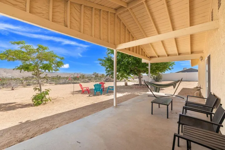 10-web-or-mls-8M4A3043