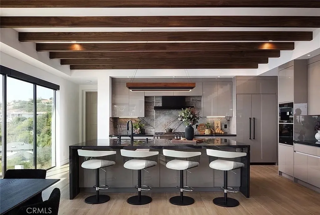 606 E Avenida San Juan, San Clemente, California 92672 home-pic-6