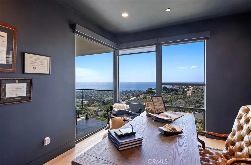 606 E Avenida San Juan, San Clemente, California 92672 home-pic-21