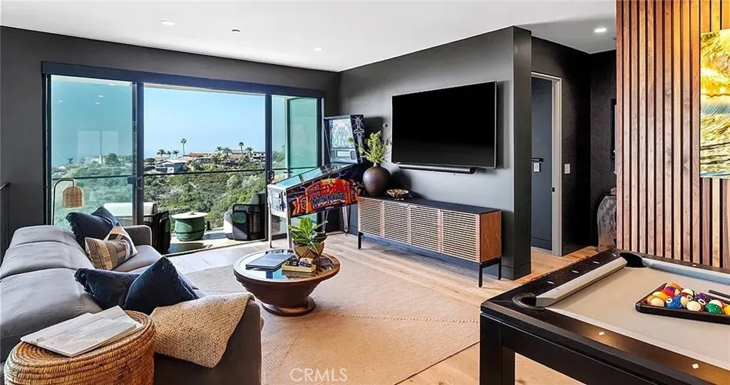 606 E Avenida San Juan, San Clemente, California 92672 home-pic-15