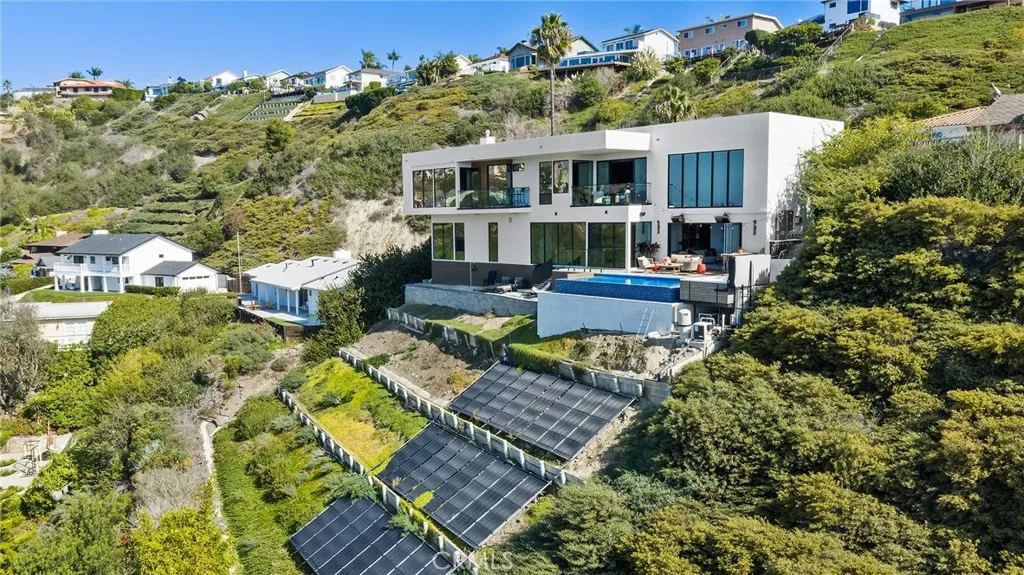 606 E Avenida San Juan, San Clemente, California 92672 home-pic-33