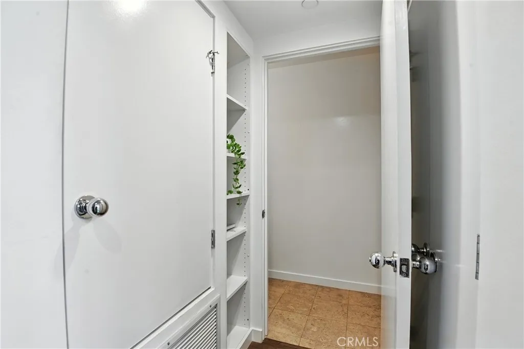 2203 3rd Street 1, Santa Monica, California 90405 home-pic-30