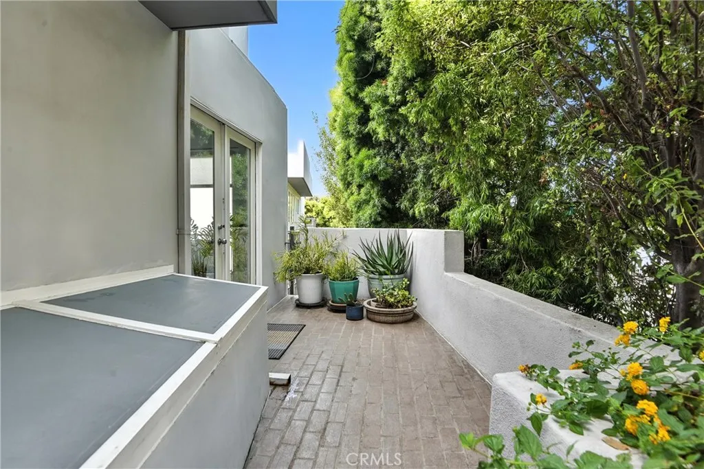 2203 3rd Street 1, Santa Monica, California 90405 home-pic-6