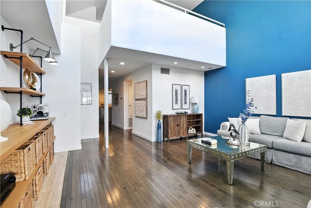2203 3rd Street 1, Santa Monica, California 90405 home-pic-5