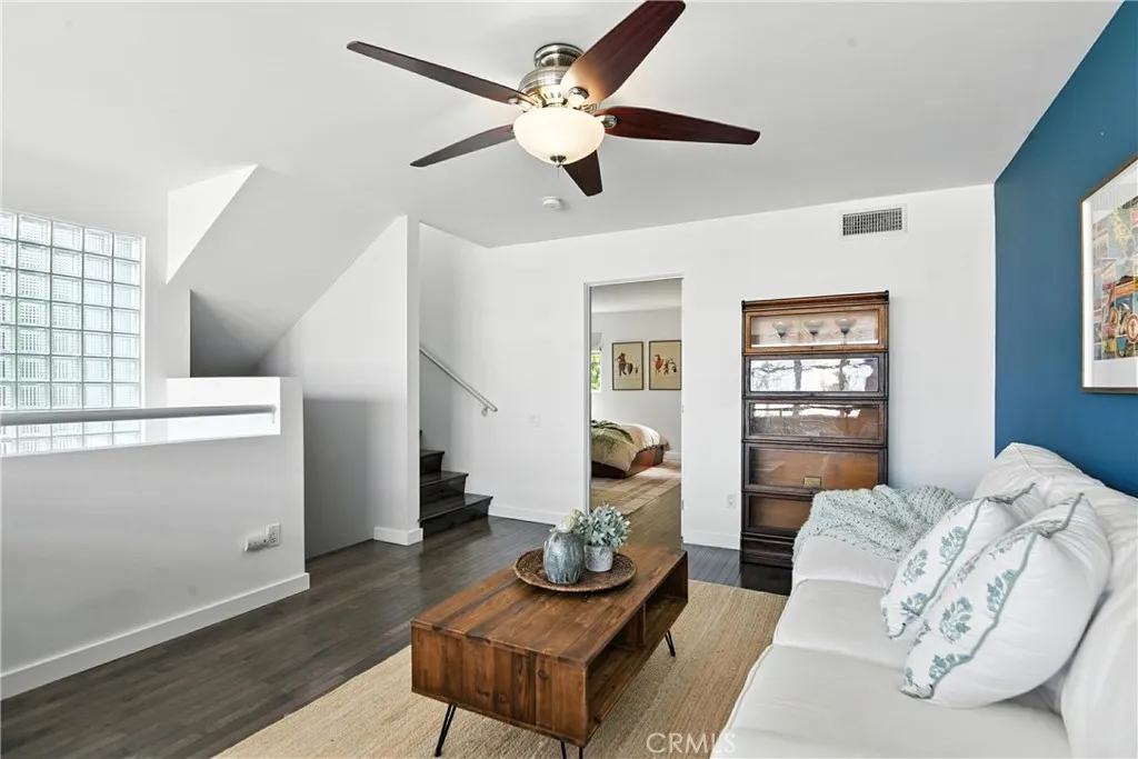 2203 3rd Street 1, Santa Monica, California 90405 home-pic-19