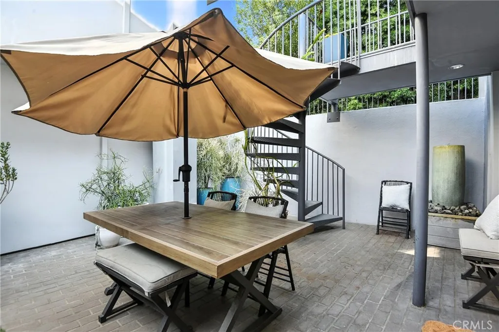 2203 3rd Street 1, Santa Monica, California 90405 home-pic-35
