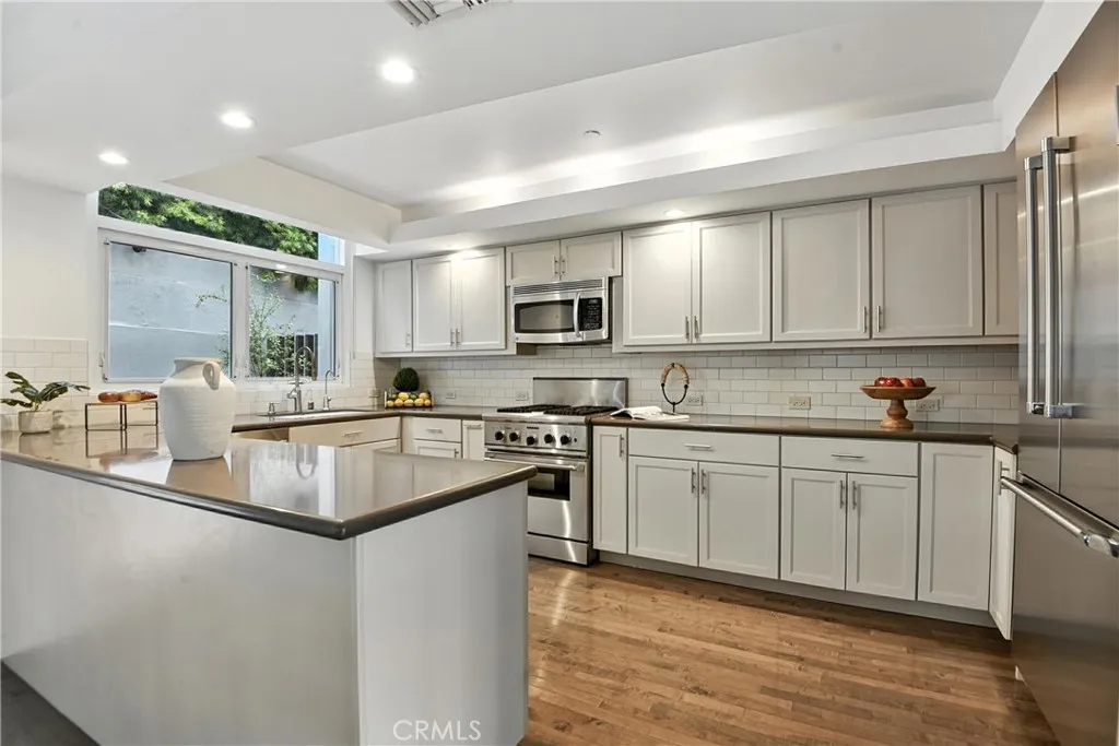 2203 3rd Street 1, Santa Monica, California 90405 home-pic-7