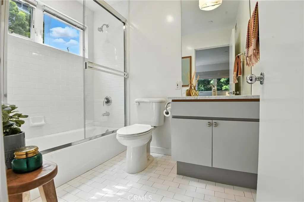 2203 3rd Street 1, Santa Monica, California 90405 home-pic-25