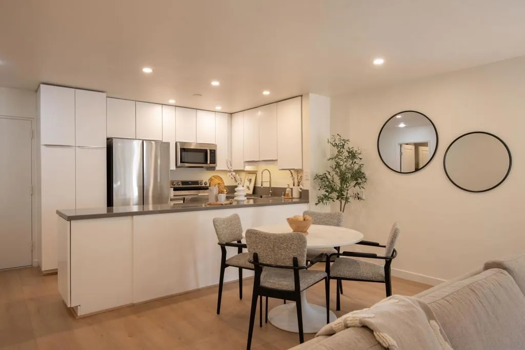 1885 Diamond St 132, San Diego, California 92109 home-pic-6