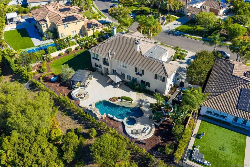 10055 Winecrest Rd, San Diego, California 92127 home-pic-1
