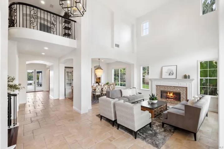 10055 Winecrest Rd, San Diego, California 92127