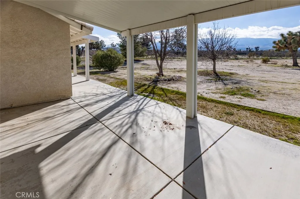 12384 Redwood Road, Pinon Hills, California 92372 home-pic-25