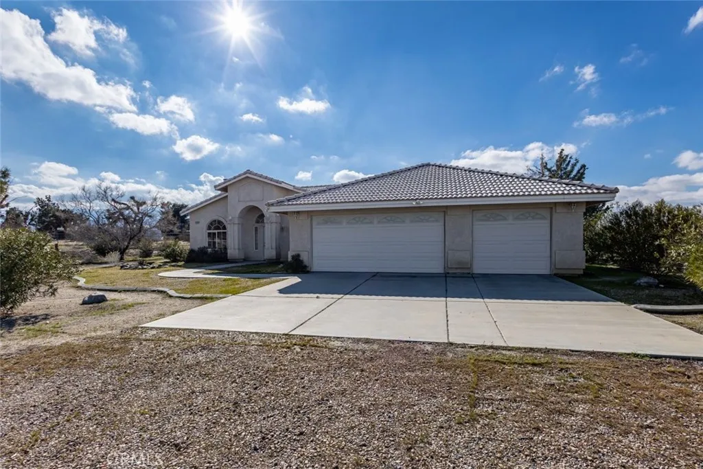 12384 Redwood Road, Pinon Hills, California 92372 home-pic-32