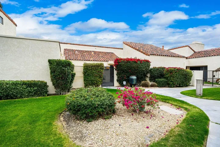 16-web-or-mls-JBSunningdale_OPMG_0126_01