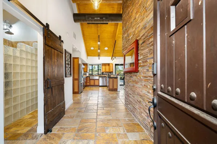 19-web-or-mls-JBSunningdale_OPMG_0126_01