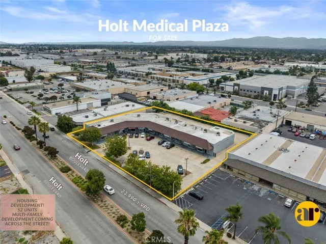 1.26 acres lot, 68 parking spaces, 100% occupied, NNN Leases, Low Landlord responsibilities, stable tenant mix with majority medical use tenants
