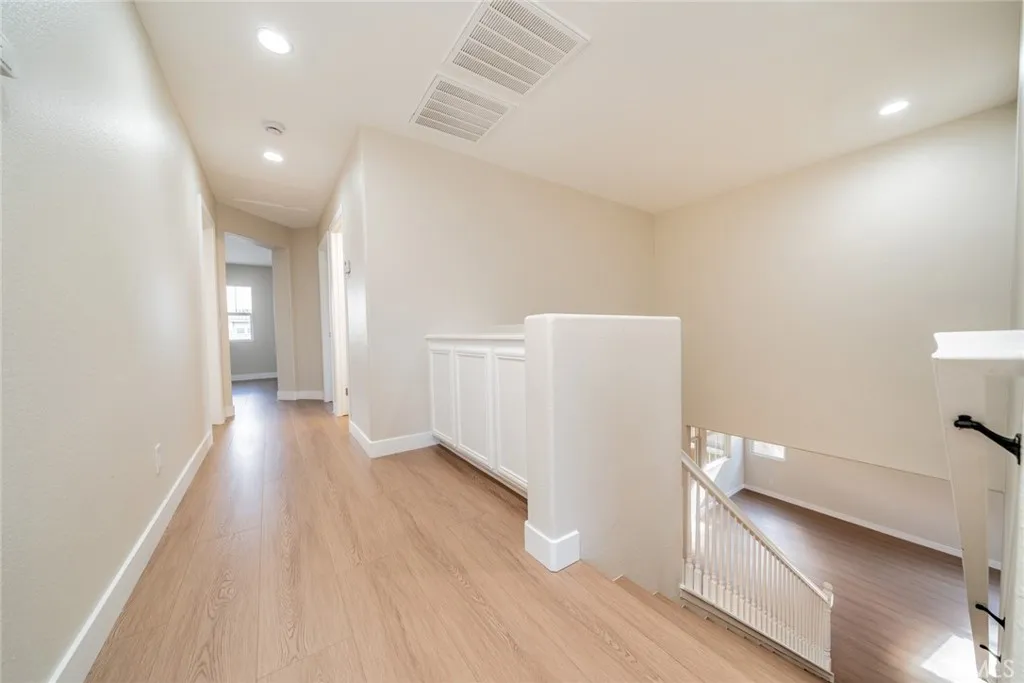 230 Northwood, San Jacinto, California 92582 home-pic-12