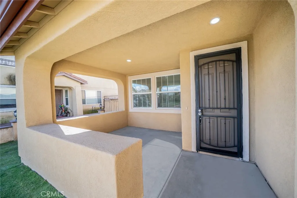 230 Northwood, San Jacinto, California 92582 home-pic-4