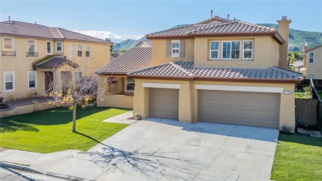 230 Northwood, San Jacinto, California 92582 home-pic-3
