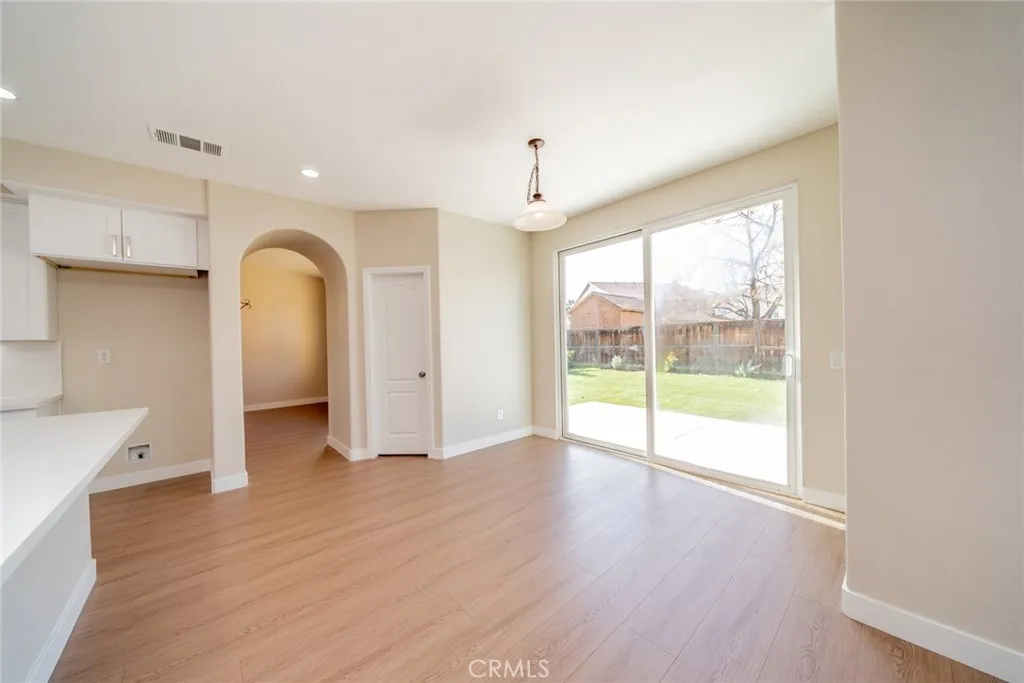 230 Northwood, San Jacinto, California 92582 home-pic-8