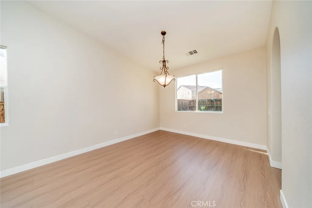 230 Northwood, San Jacinto, California 92582 home-pic-6