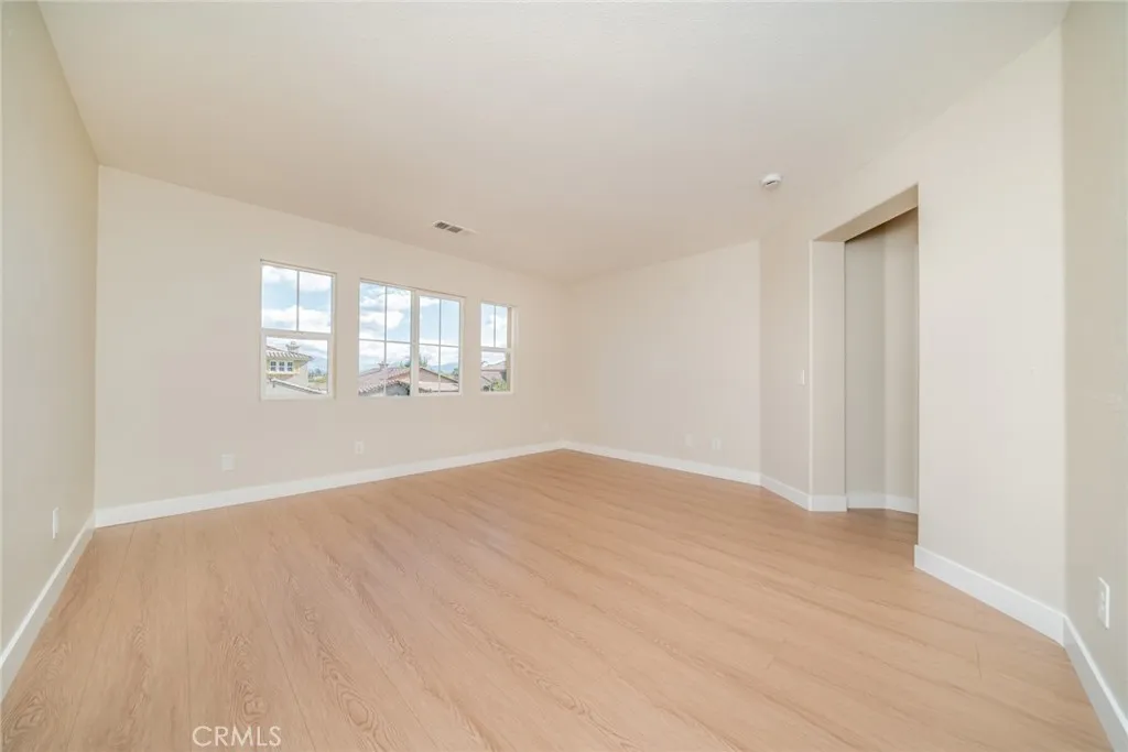 230 Northwood, San Jacinto, California 92582 home-pic-20