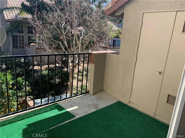 Balcony in Family room