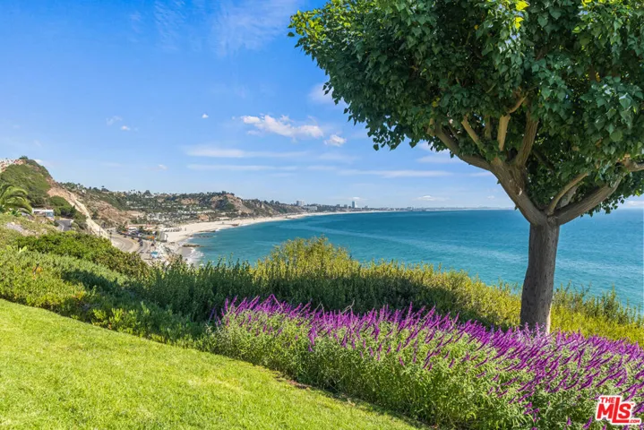 17350 W Sunset Boulevard 303, Pacific Palisades, California 90272