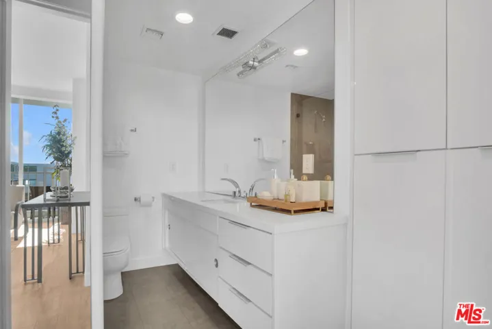 17350 W Sunset Boulevard 303, Pacific Palisades, California 90272