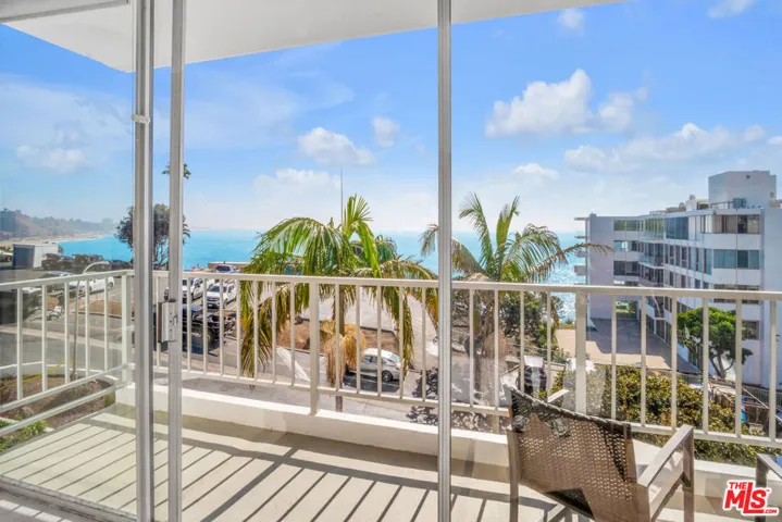 17350 W Sunset Boulevard 303, Pacific Palisades, California 90272