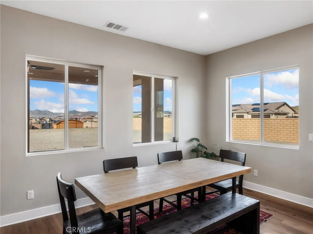 19568 Arcata Road, Apple Valley, California 92307 home-pic-22