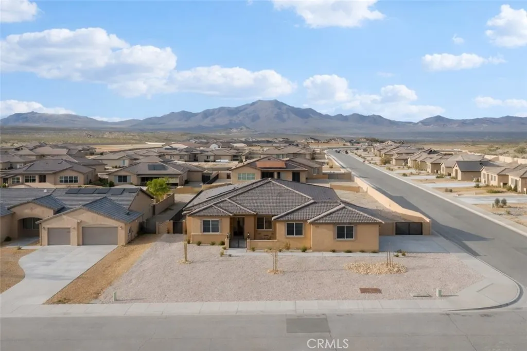 19568 Arcata Road, Apple Valley, California 92307 home-pic-48