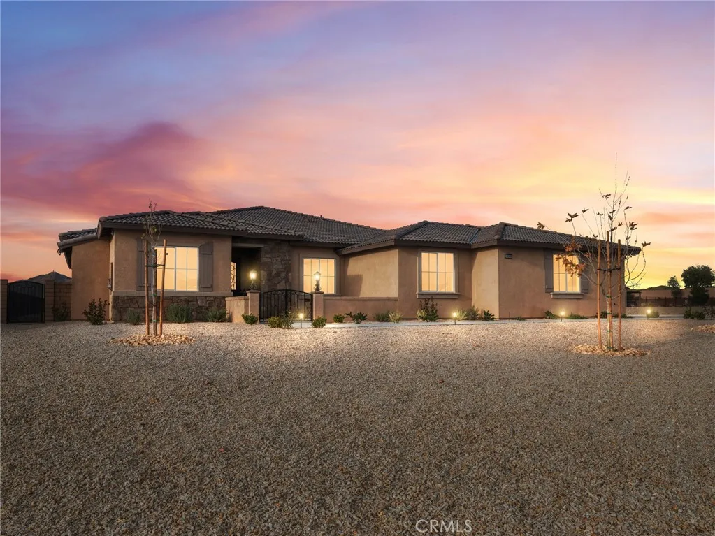 19568 Arcata Road, Apple Valley, California 92307 home-pic-1