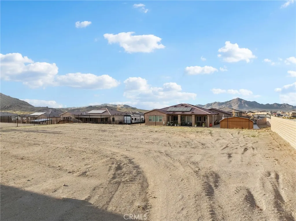 19568 Arcata Road, Apple Valley, California 92307 home-pic-54