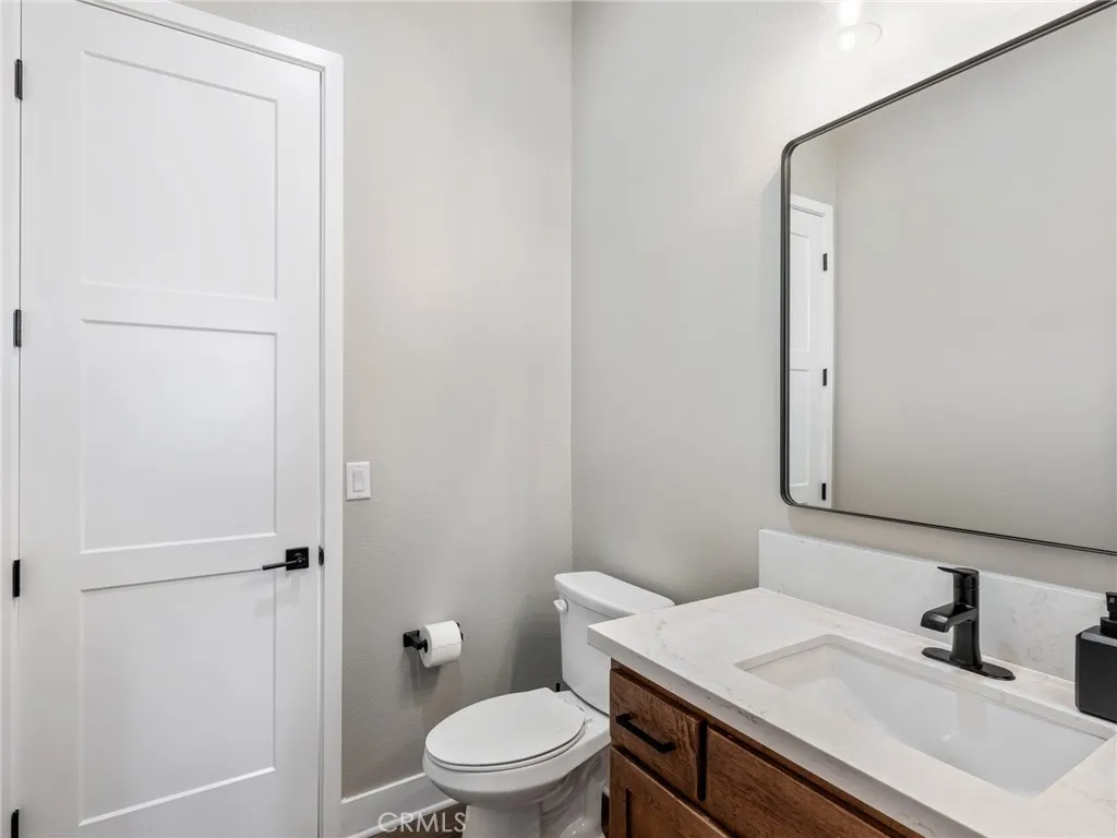 19568 Arcata Road, Apple Valley, California 92307 home-pic-43