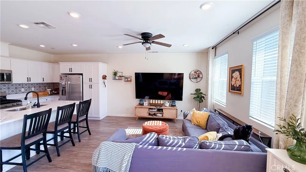 30383 Town Square, Menifee, California 92584 home-pic-14