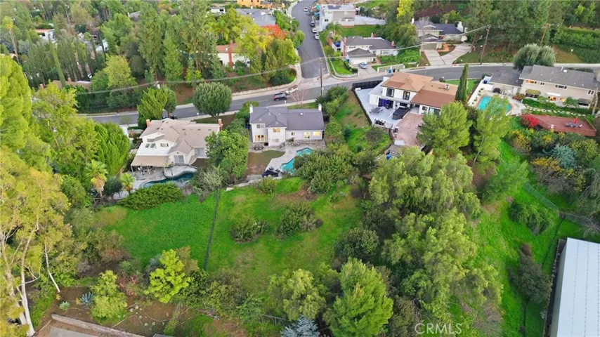 4747 Ellenita, Tarzana, California 91356