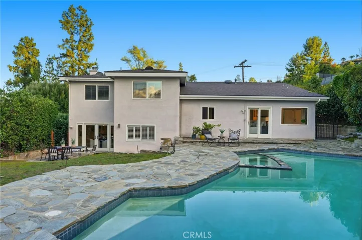 4747 Ellenita, Tarzana, California 91356