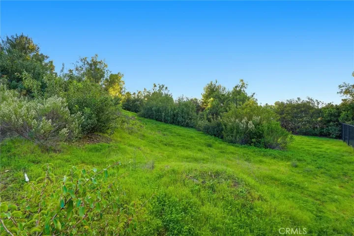 4747 Ellenita, Tarzana, California 91356