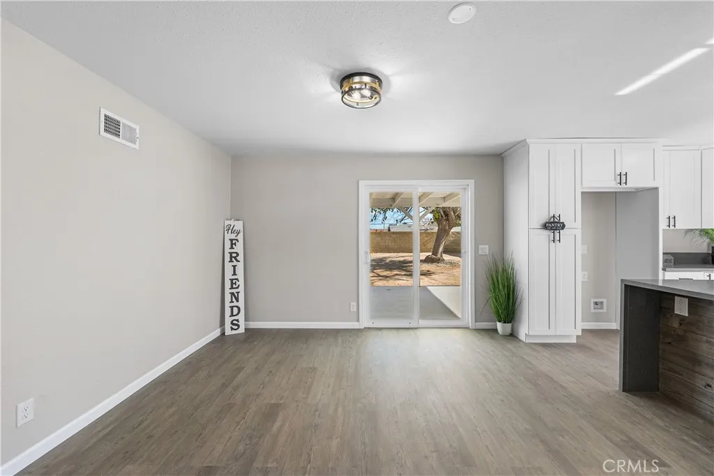 37410 Larkin Avenue, Palmdale, California 93550 home-pic-13