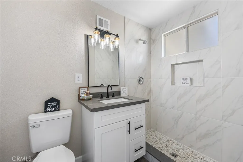 37410 Larkin Avenue, Palmdale, California 93550 home-pic-32