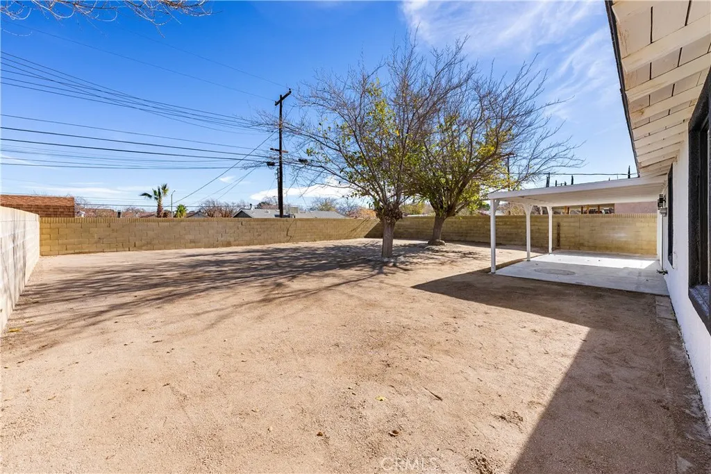 37410 Larkin Avenue, Palmdale, California 93550 home-pic-41