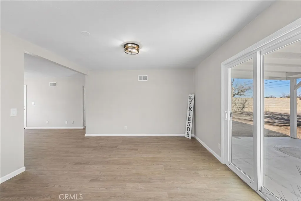37410 Larkin Avenue, Palmdale, California 93550 home-pic-15