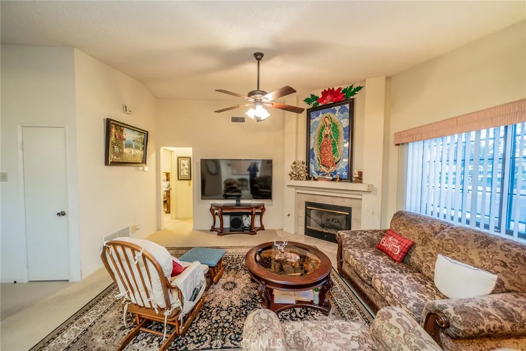 2715 W Fruitvale, Hemet, California 92545 home-pic-6