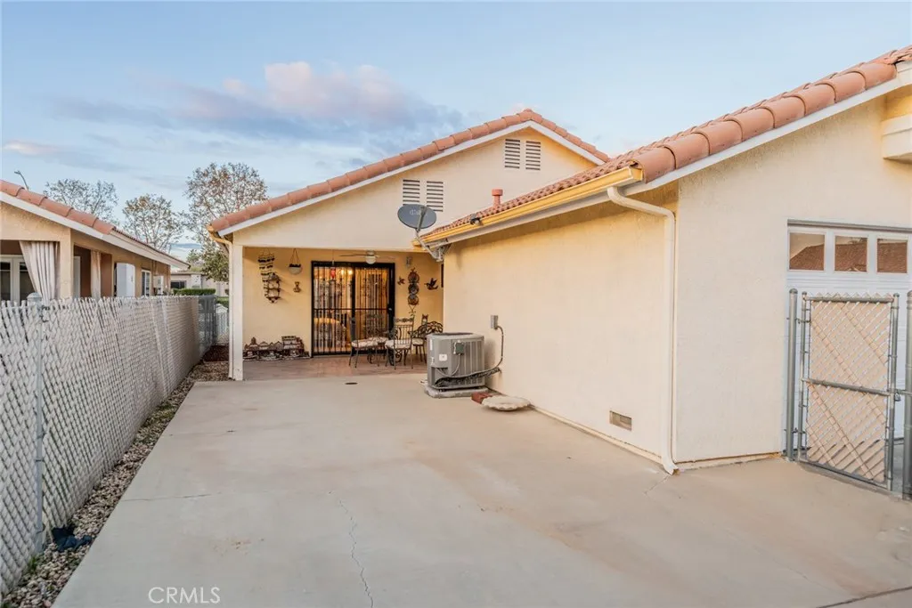 2715 W Fruitvale, Hemet, California 92545 home-pic-4