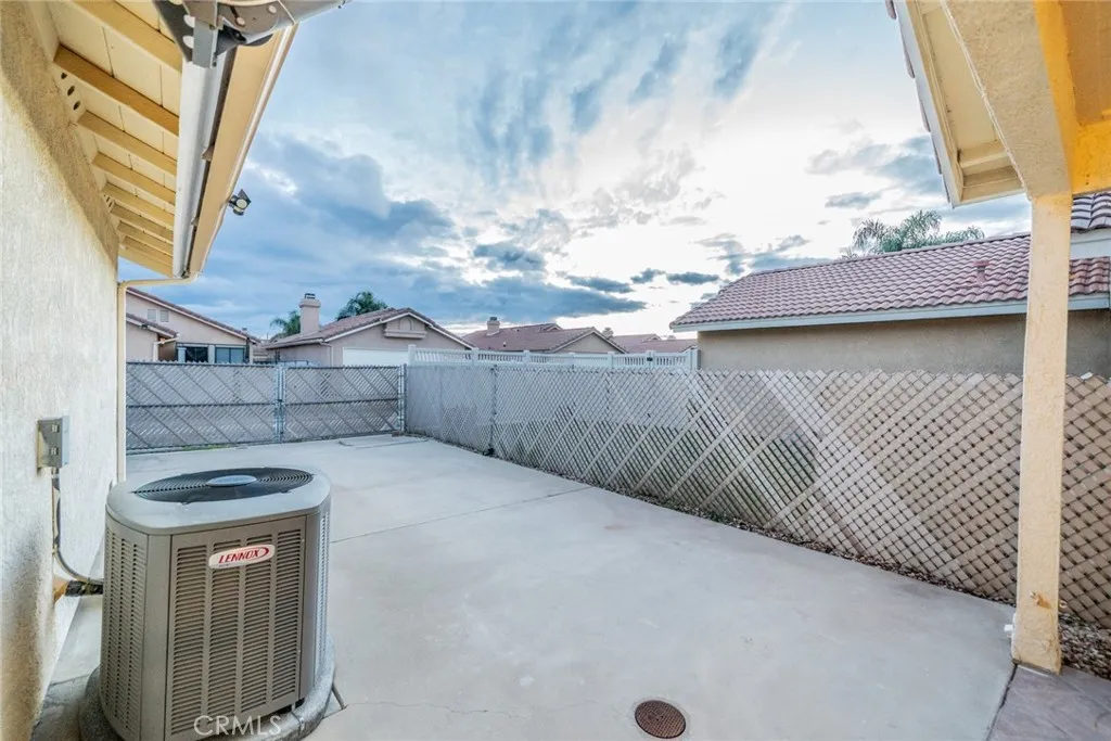 2715 W Fruitvale, Hemet, California 92545 home-pic-26
