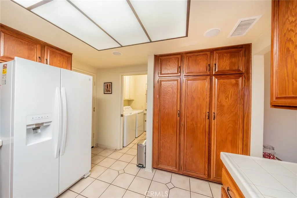 2715 W Fruitvale, Hemet, California 92545 home-pic-13