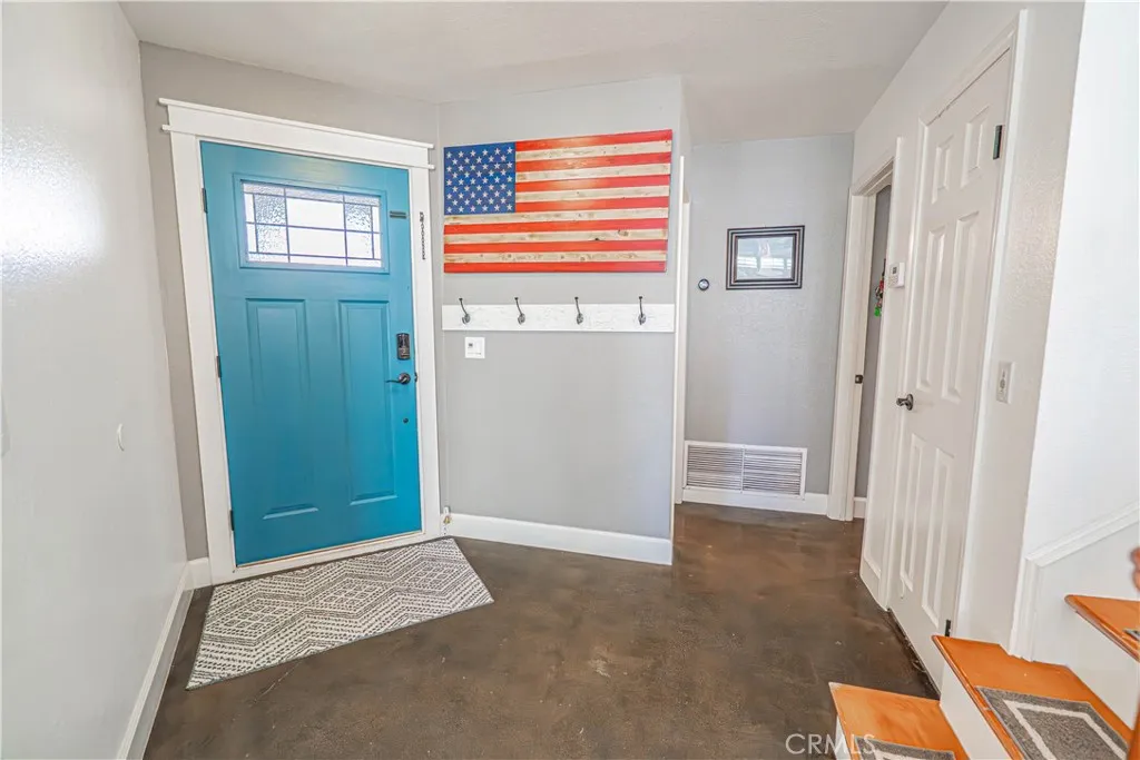 21728 Cheswold Avenue, Saugus, California 91350 home-pic-5